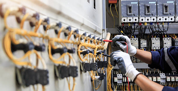 Professional Electrician technician working in Canyon Lake, TX